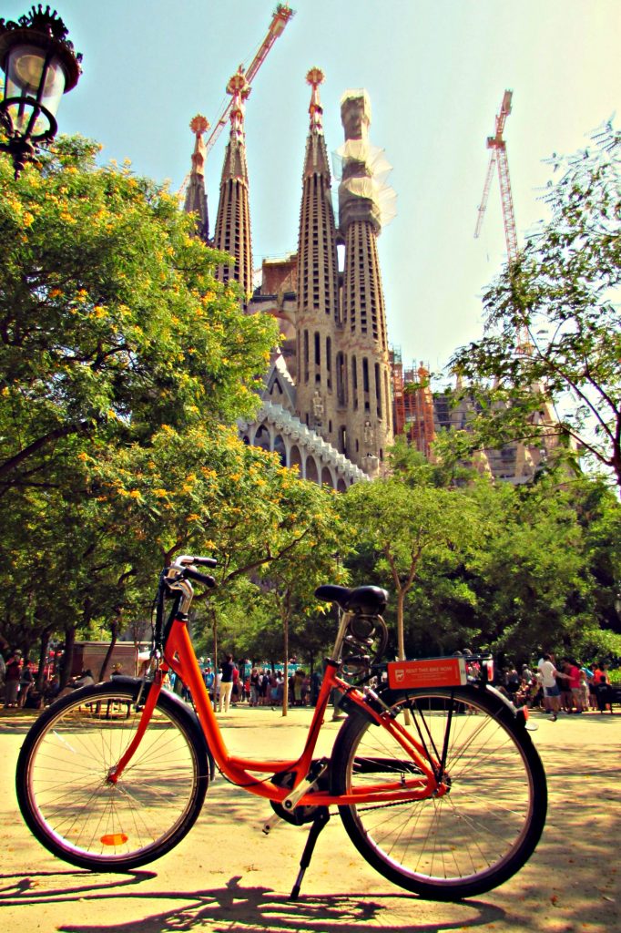 Explore Barcelona With The Donkey Republic Bike Rental App