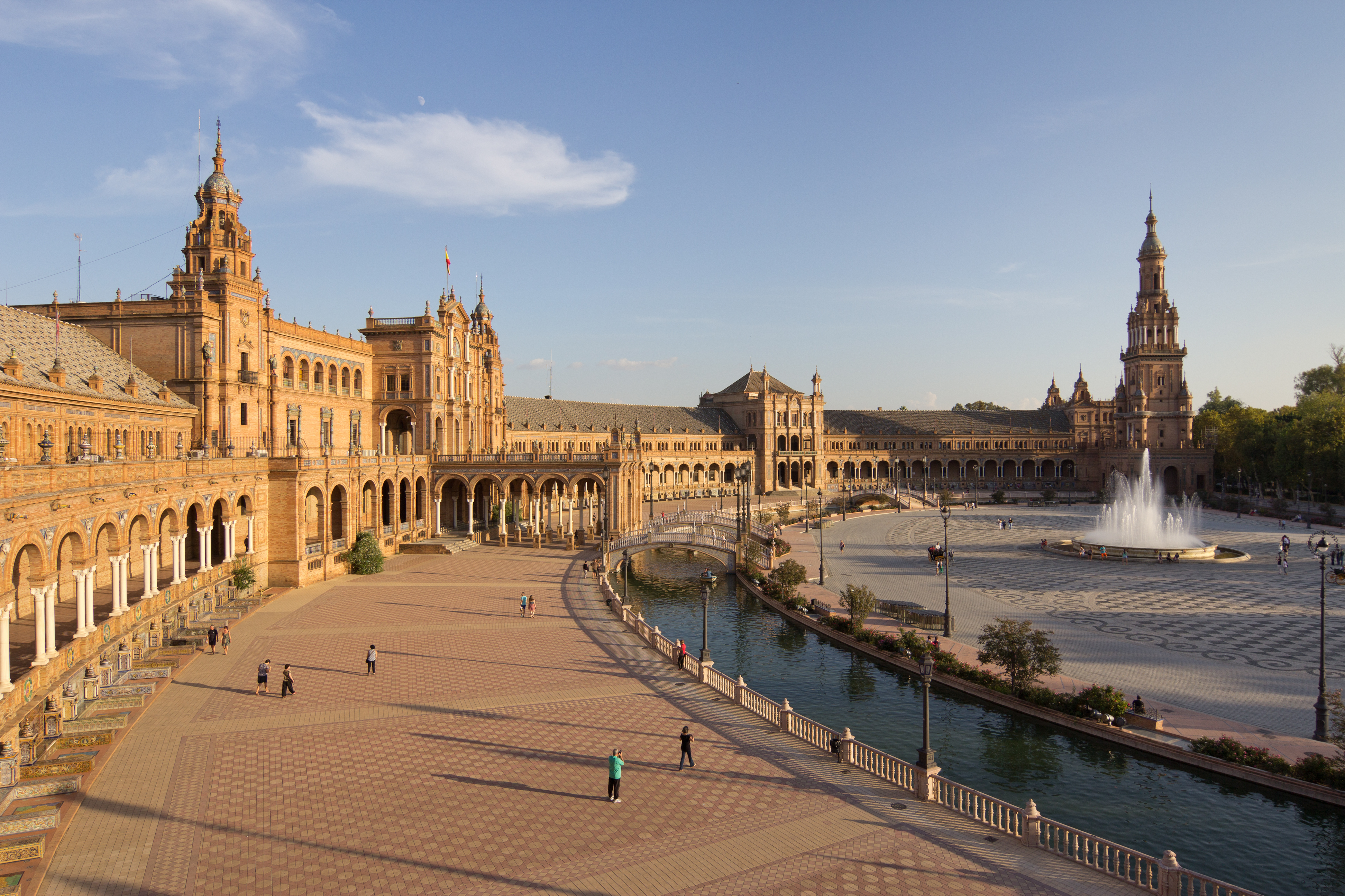 ¡Fiesta! FREE Things to Do in Seville (Andalusia, Spain) ~ A Fun-Filled