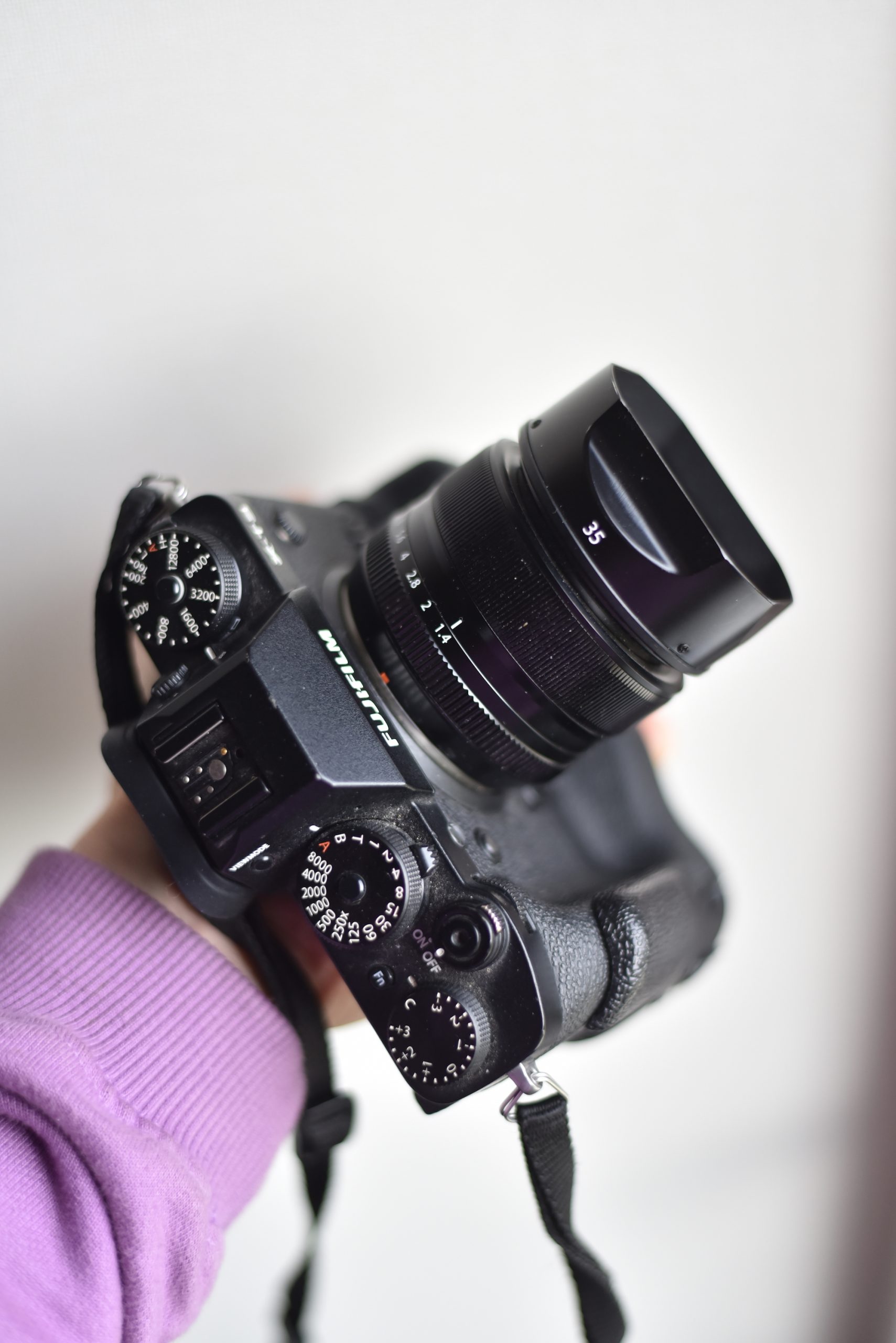 富士フイルム FUJINON XF35mm F1.4R 美品 おまけ付き - レンズ(単焦点)